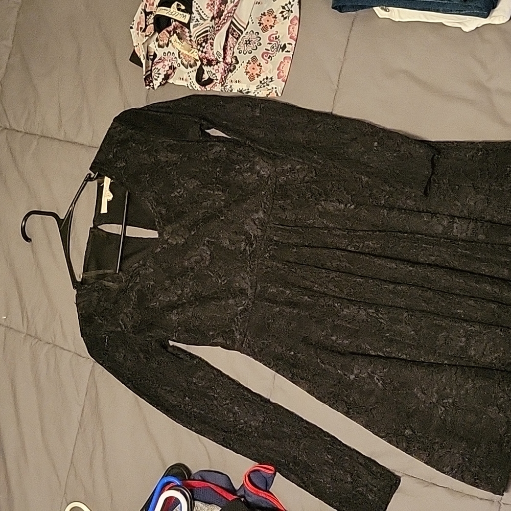 Black long sleeve dress